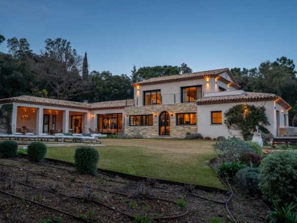 6 Bedroom Villa/House in La Croix Valmer 12