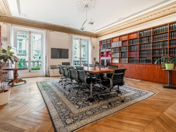 Apartment in Paris 9th (Haussmann - Martyrs) 8