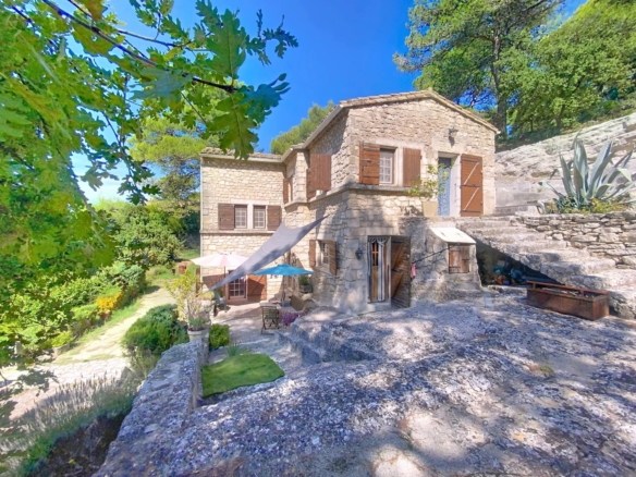 2 Bedroom Villa/House in St Remy De Provence 30