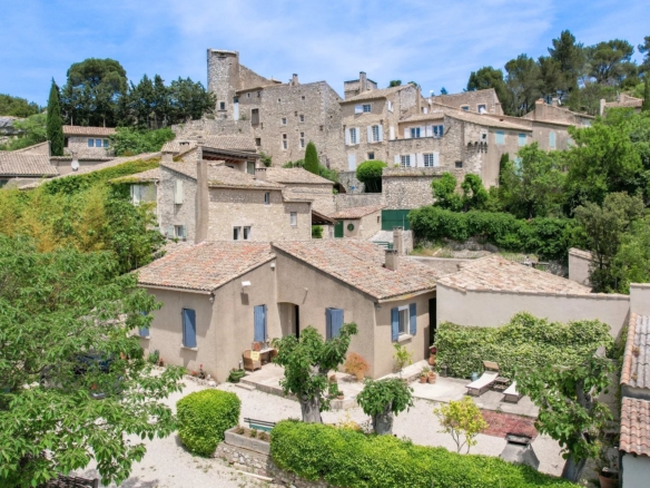 3 Bedroom Villa/House in Eygalieres 10