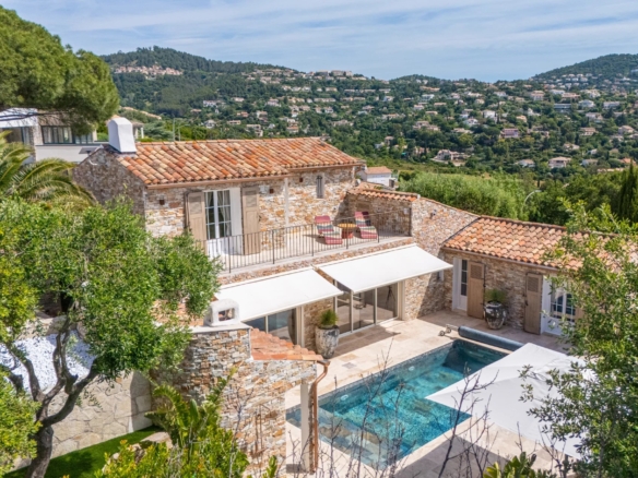 5 Bedroom Villa/House in Les Issambres 16