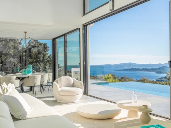 4 Bedroom Villa/House in Les Issambres 26