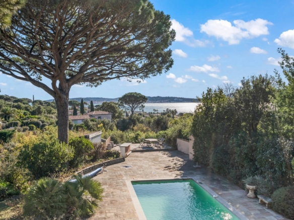 5 Bedroom Villa/House in Grimaud 26