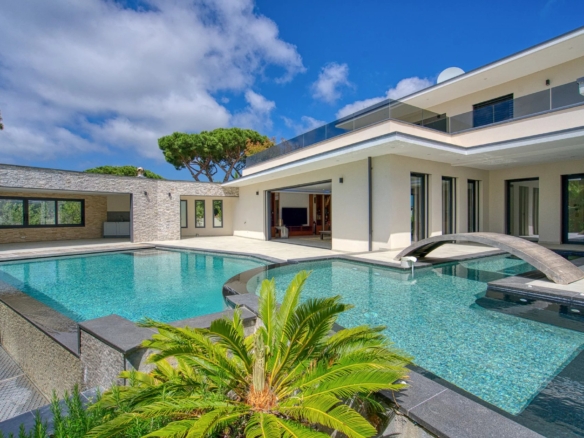 5 Bedroom Villa/House in Ste Maxime 30