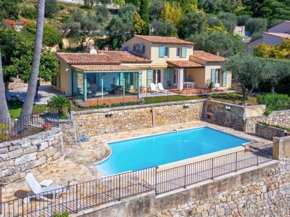4 Bedroom Villa/House in Le Tignet 20
