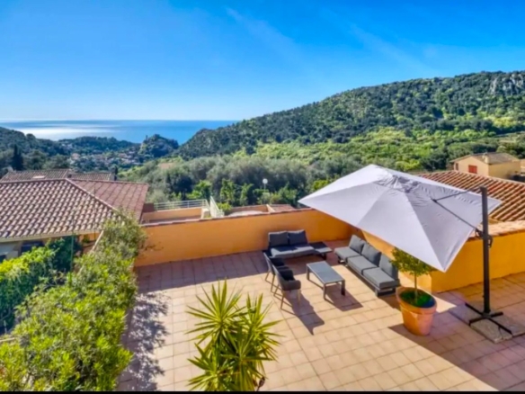2 Bedroom Villa/House in Eze 20