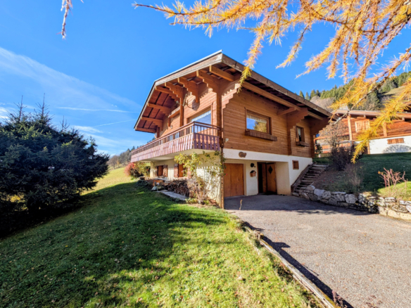 2 Bedroom Chalet in La Clusaz 6