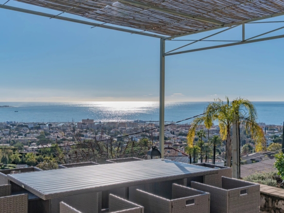 4 Bedroom Villa/House in Le Golfe Juan 4