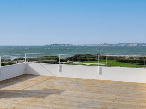 4 Bedroom Villa/House in Marseille 34