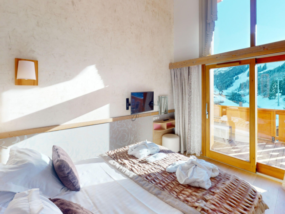 3 Bedroom Apartment in Meribel 6