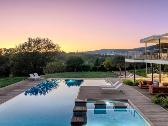 6 Bedroom Villa/House in Valbonne 6