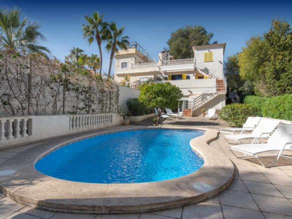 4 Bedroom Villa/House in Calvia 8