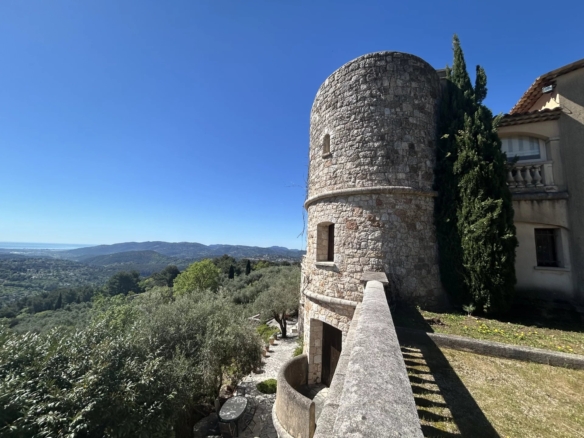 10 Bedroom Villa/House in Grasse 16