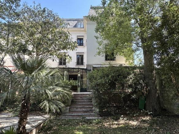 6 Bedroom Villa/House in Paris 16th (Trocadéro – Etoile – Passy) 2