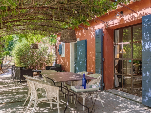 5 Bedroom Villa/House in Roussillon 16