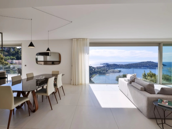 5 Bedroom Villa/House in Villefranche Sur Mer 4