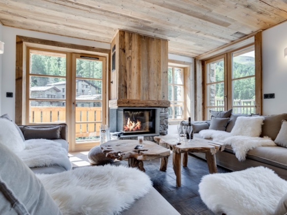 5 Bedroom Apartment in Val D'isere 2