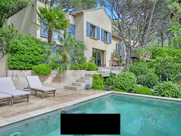5 Bedroom Villa/House in Uzes 18