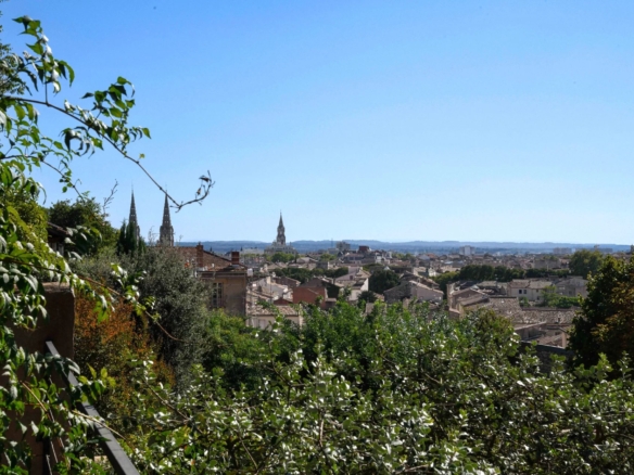 3 Bedroom Villa/House in Nimes 32