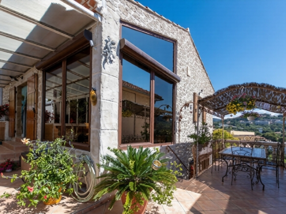 4 Bedroom Villa/House in Cassis 12