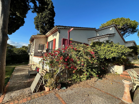 3 Bedroom Villa/House in Cap D Antibes 4