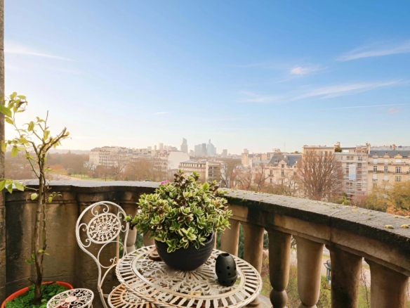 3 Bedroom Apartment in Paris 16th (Trocadéro – Etoile – Passy) 16