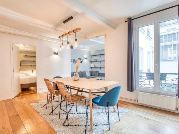 7 Bedroom Apartment in Paris 8th (Golden Triangle - Parc Monceau) 28