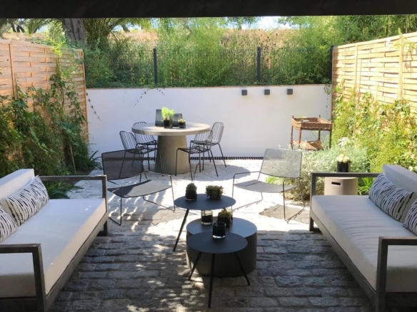 2 Bedroom Apartment in Saint Tropez 6