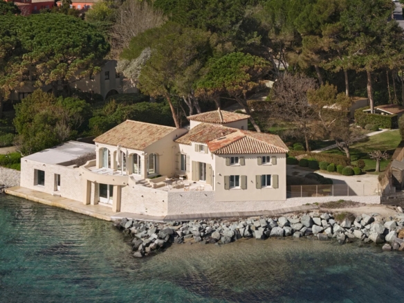7 Bedroom Villa/House in Grimaud 30