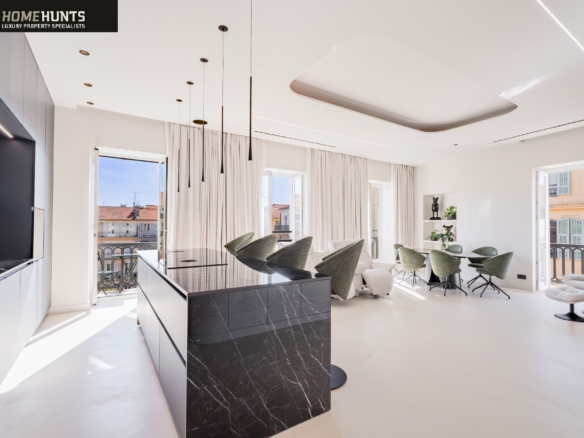 3 Bedroom Apartment in Nice 34