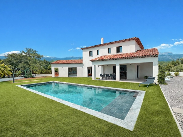 4 Bedroom Villa/House in Roquefort Les Pins 8