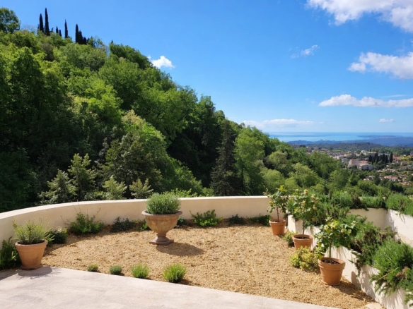 5 Bedroom Villa/House in Vence 16