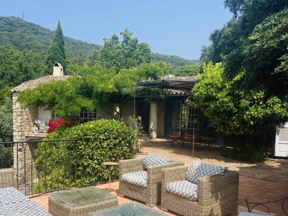 5 Bedroom Villa/House in Grimaud 28