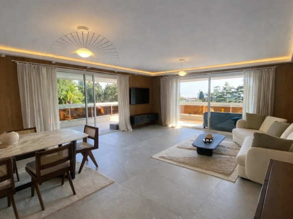 4 Bedroom Apartment in Cannes 10