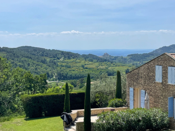 4 Bedroom Castle/Estates in Le Barroux 16