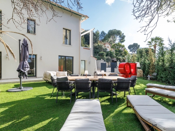 4 Bedroom Villa/House in Le Cannet 28