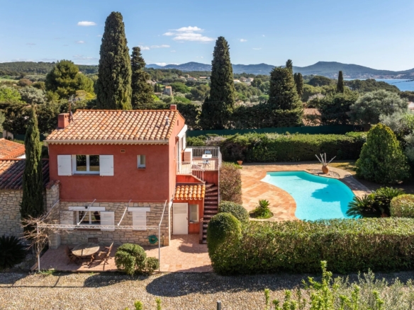 3 Bedroom Villa/House in La Ciotat 8