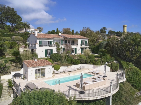 6 Bedroom Villa/House in Cannes 6
