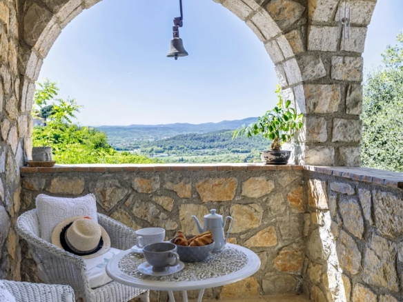 5 Bedroom Villa/House in Montauroux 16