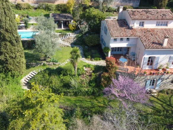 4 Bedroom Villa/House in Montauroux 14