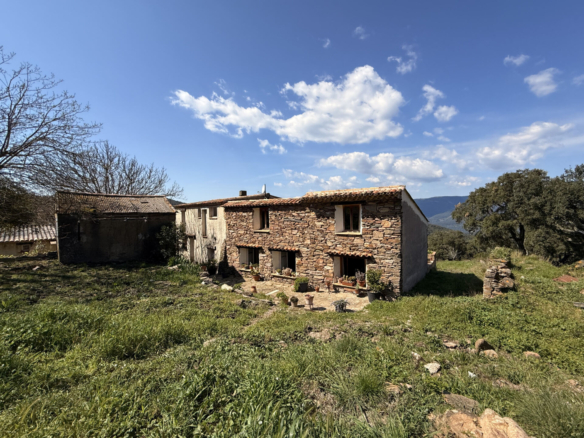 3 Bedroom Castle/Estates in Le Lavandou 24