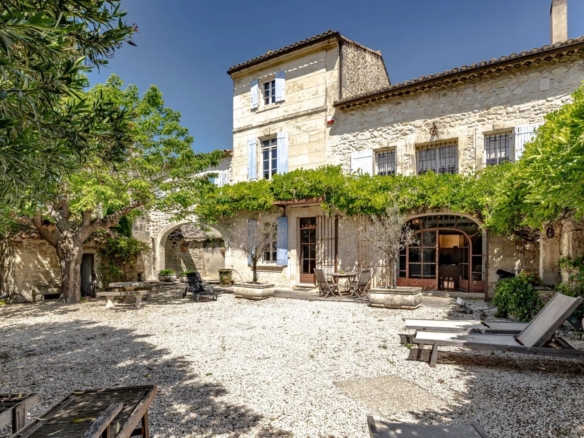 4 Bedroom Villa/House in Fontvieille 24