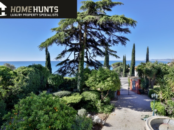 3 Bedroom Apartment in Nice 8