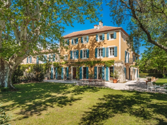 8 Bedroom Villa/House in Avignon 36