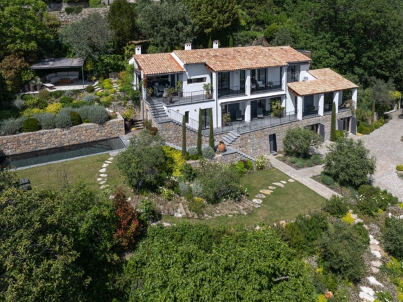 5 Bedroom Villa/House in Fayence 4