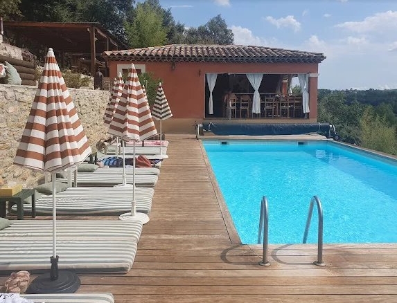 8 Bedroom Villa/House in Lorgues 34