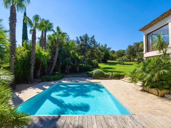 4 Bedroom Villa/House in Grimaud 22