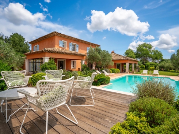 6 Bedroom Villa/House in Grimaud 20