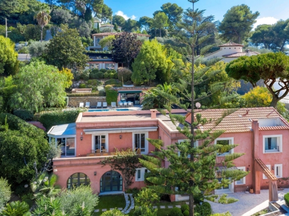5 Bedroom Villa/House in Cannes 30