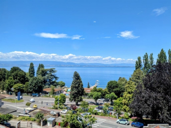 6 Bedroom Apartment in Evian Les Bains 18